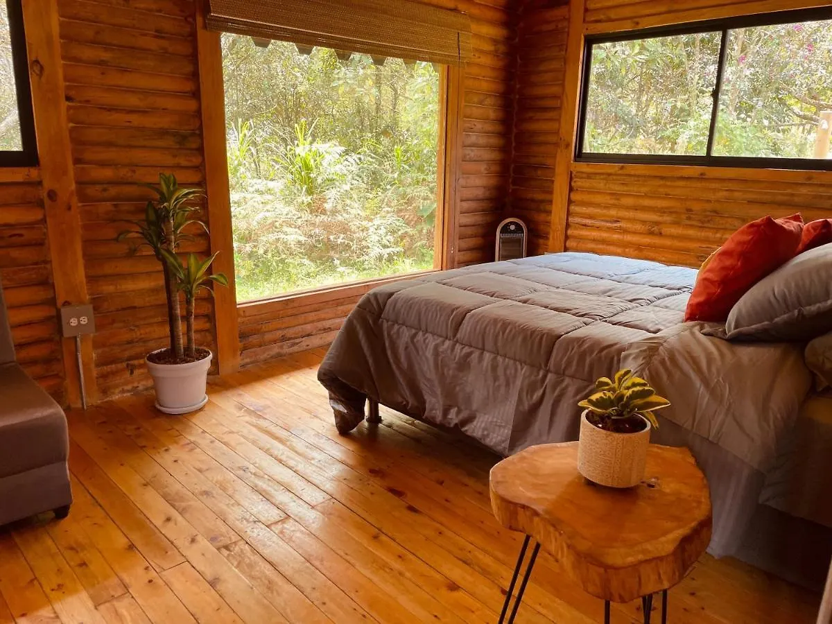 Bruma Blanca Chalets Medellín 0*,