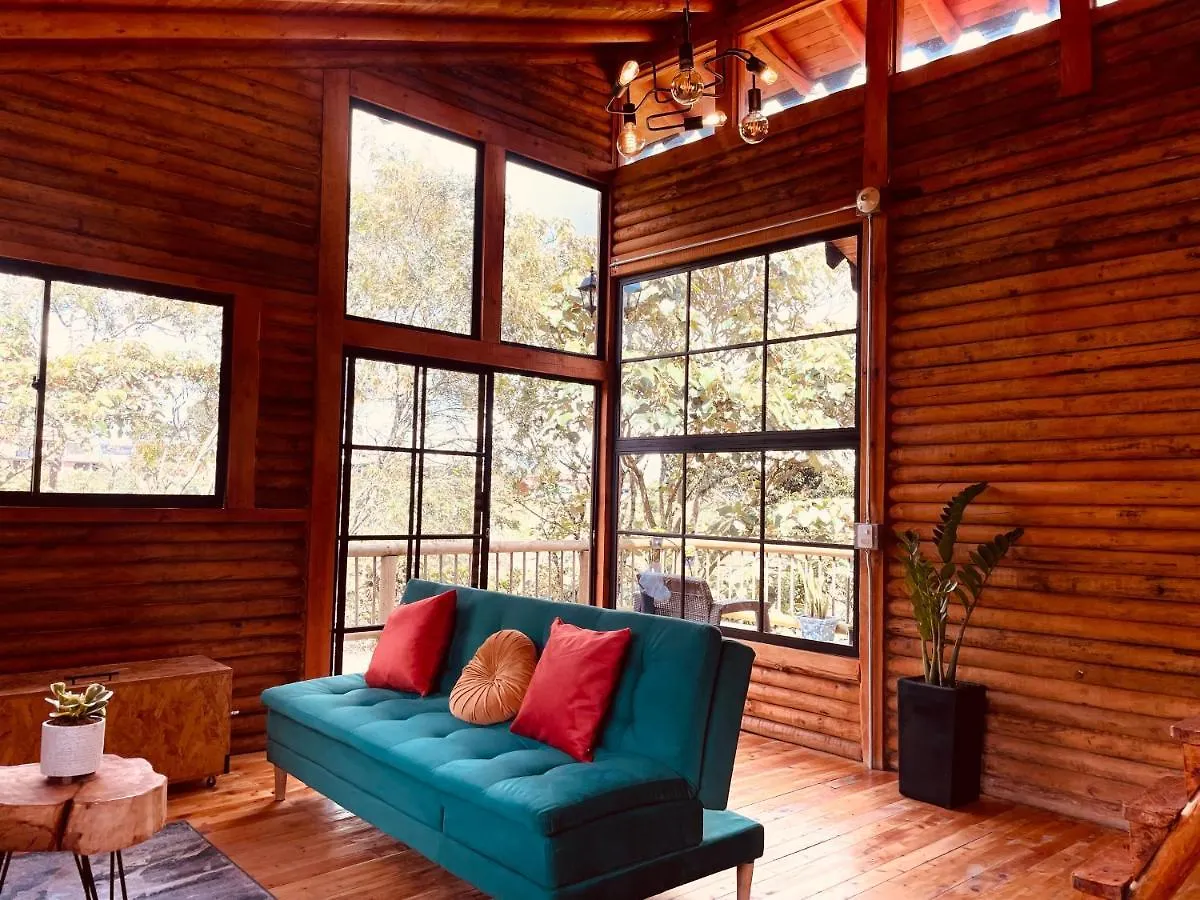 Bruma Blanca Chalets Medellín 0*,